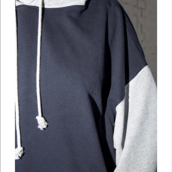 COPY - Brandy Melville Hoodie Christy Sweatshirt - Picture 3 of 4